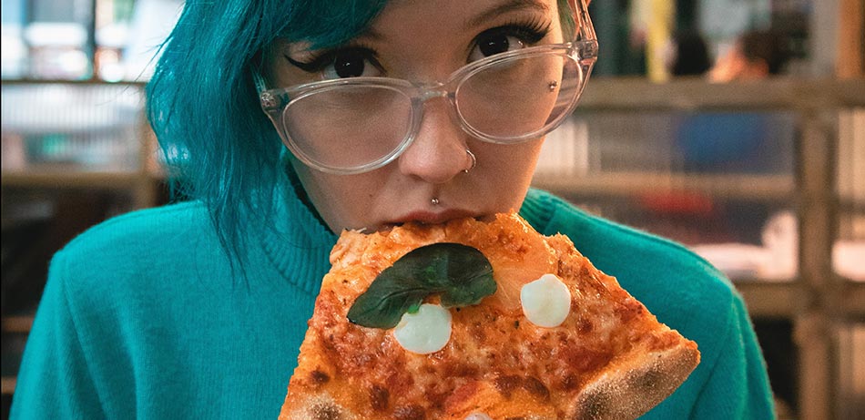 What Are Good Spices and Herbs for Pizza?